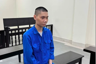 Gã trai Hà Nội lĩnh 17 năm tù vì phóng hỏa gia đình có 4 người đang ngủ