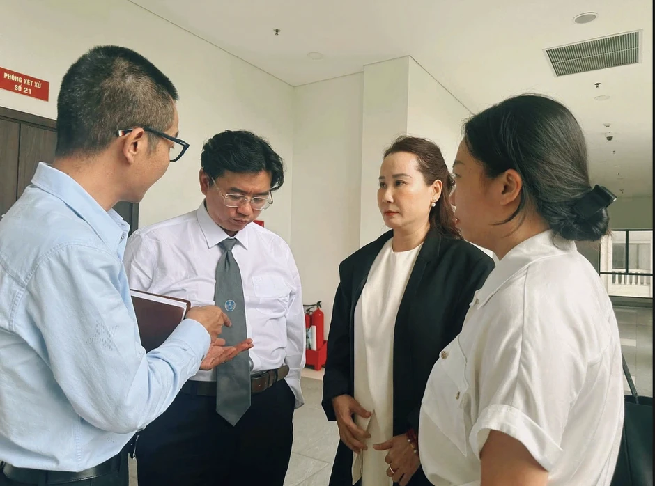 Gần 5 năm tranh chấp bản ghi “Giấc mơ trưa” giữa Giáng Son và BH Media Gần 5 năm tranh chấp bản ghi “Giấc mơ trưa” giữa Giáng Son và BH Media