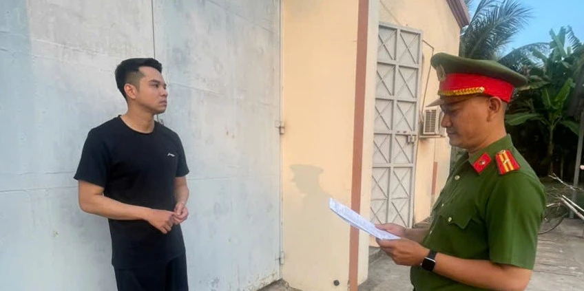 Gây án xong, vào bệnh viện tâm thần điều trị rồi bỏ trốn Gây án xong, vào bệnh viện tâm thần điều trị rồi bỏ trốn