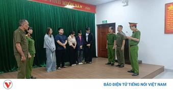 Giả bác sĩ dọa khách mắc bệnh nặng để bán “liệu trình chuyên sâu"