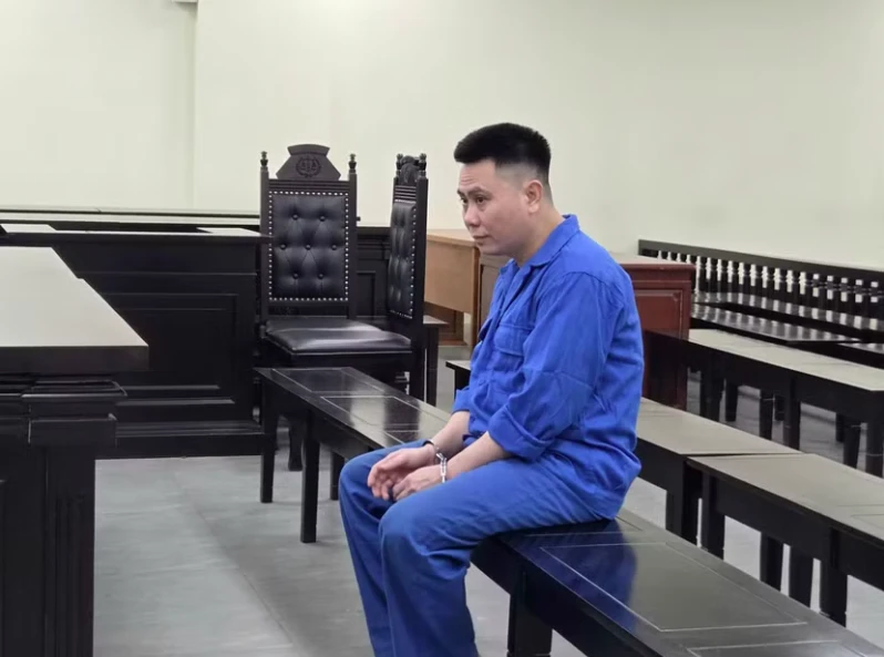 Giả danh thiếu tá Tổng cục 2 để lừa đảo 'chạy' việc Giả danh thiếu tá Tổng cục 2 để lừa đảo 'chạy' việc