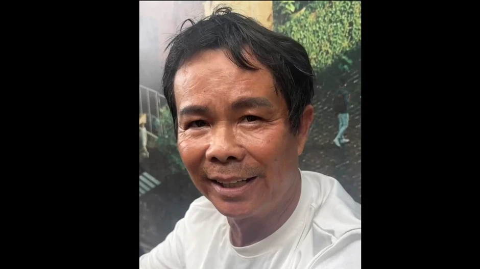Giả làm người tiếp thị kem đánh răng để trộm iPhone của chủ nhà Giả làm người tiếp thị kem đánh răng để trộm iPhone của chủ nhà