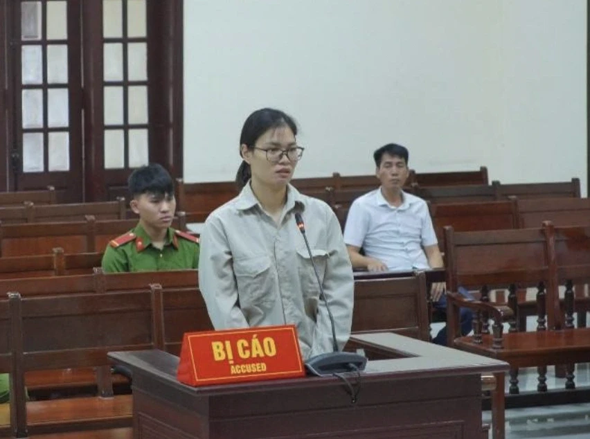 Giả mạo tin nhắn của cán bộ để lừa vay 2,35 tỷ đồng Giả mạo tin nhắn của cán bộ để lừa vay 2,35 tỷ đồng