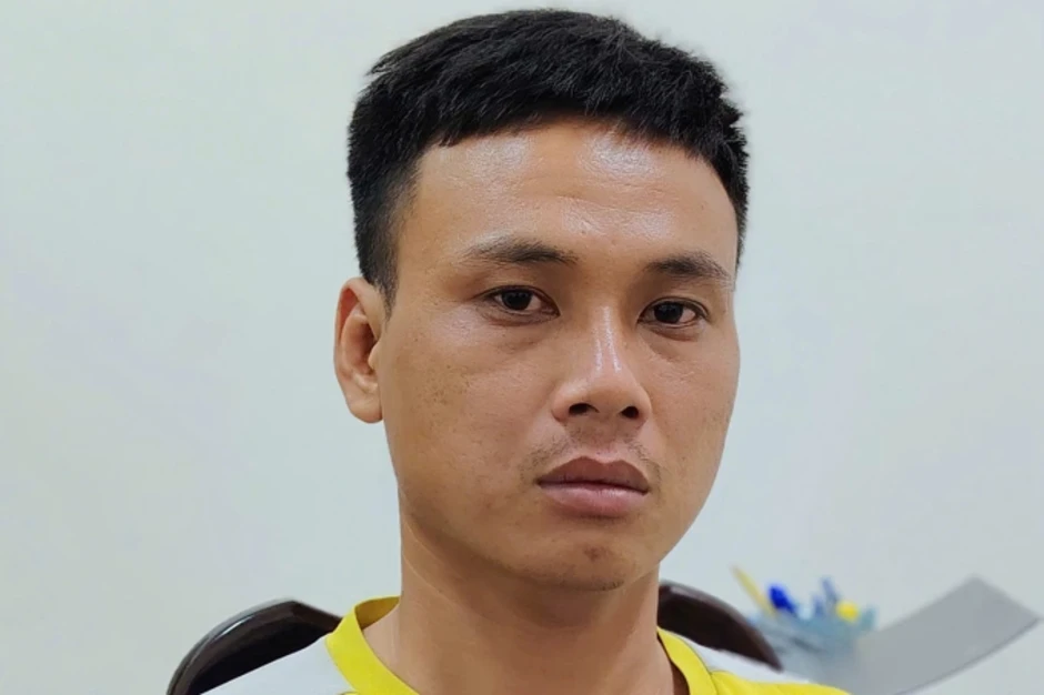 Giả vờ mua cây cảnh, giật dây chuyền vàng Giả vờ mua cây cảnh, giật dây chuyền vàng