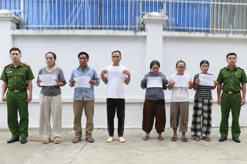 Giải cứu 3 phụ nữ bị bán làm vợ, bắt giữ nhiều đối tượng buôn người Giải cứu 3 phụ nữ bị bán làm vợ, bắt giữ nhiều đối tượng buôn người