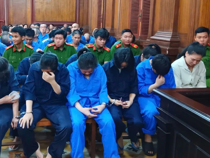 Giải mã tụ điểm ma túy từng “bất khả xâm phạm” tại hẻm 322 đường Nguyễn Tất Thành Giải mã tụ điểm ma túy từng “bất khả xâm phạm” tại hẻm 322 đường Nguyễn Tất Thành