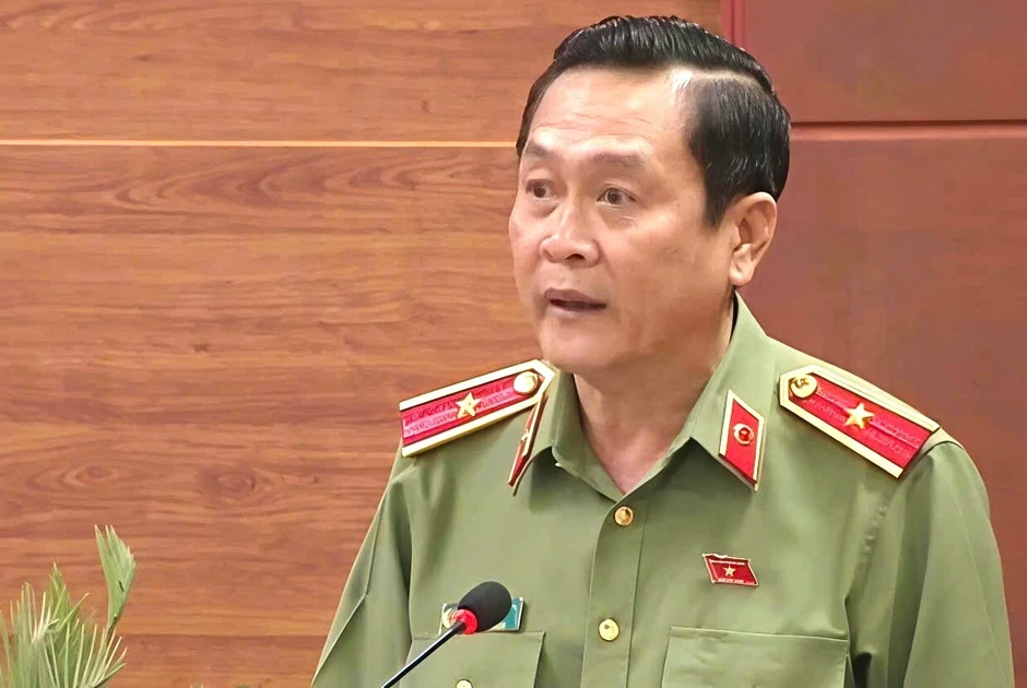 Giám đốc Công an Cà Mau thông tin về công tác phòng chống tội phạm Giám đốc Công an Cà Mau thông tin về công tác phòng chống tội phạm