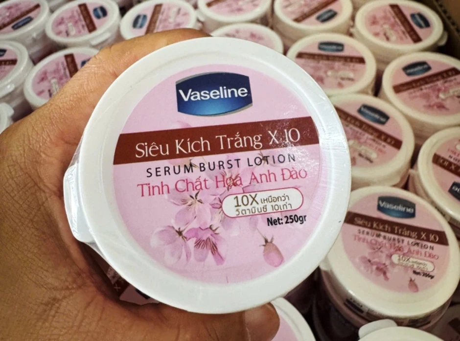 Giám đốc công ty dược bị bắt vì làm giả hàng nghìn kem 'trắng da thần tốc'