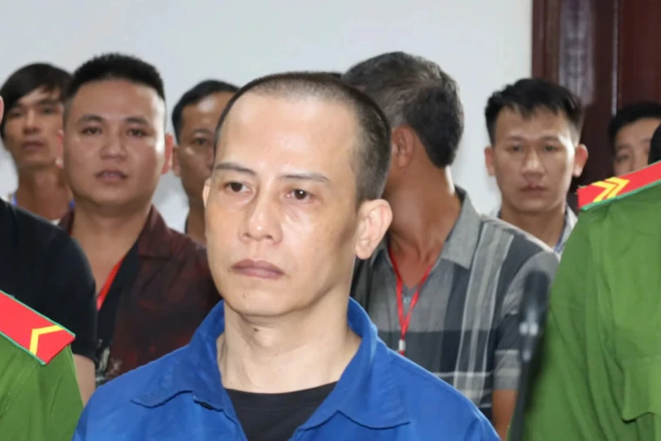 Giang hồ mạng Tiến "Bịp" bị tuyên phạt 8 năm tù Giang hồ mạng Tiến "Bịp" bị tuyên phạt 8 năm tù