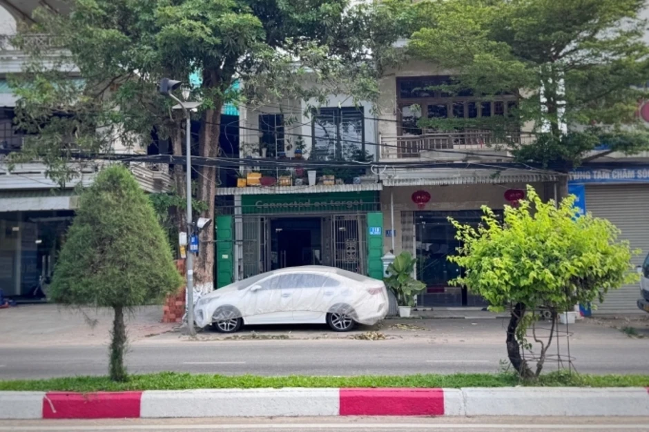 Giành nhau căn nhà sau cuộc đấu giá, hai bên cùng kêu cứu Giành nhau căn nhà sau cuộc đấu giá, hai bên cùng kêu cứu