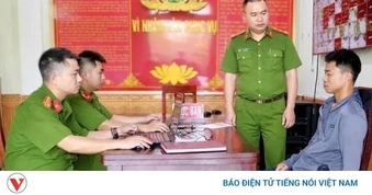 Giật điện thoại của phụ nữ đi đường, người đàn ông nhanh chóng sa lưới