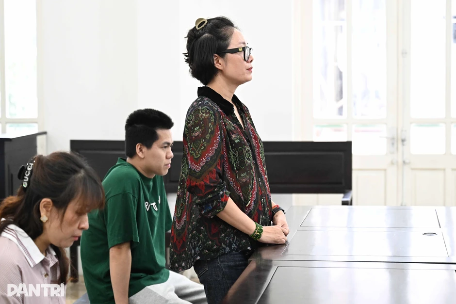 Giấu doanh thu 835 tỷ đồng, "bà trùm" đồ hiệu cũ bị phạt 3 tỷ đồng Giấu doanh thu 835 tỷ đồng, "bà trùm" đồ hiệu cũ bị phạt 3 tỷ đồng