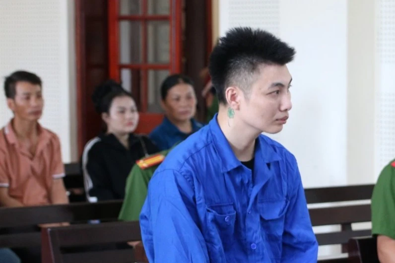 Giọt nước mắt muộn màng sau phút cuồng nộ trong bệnh viện Giọt nước mắt muộn màng sau phút cuồng nộ trong bệnh viện