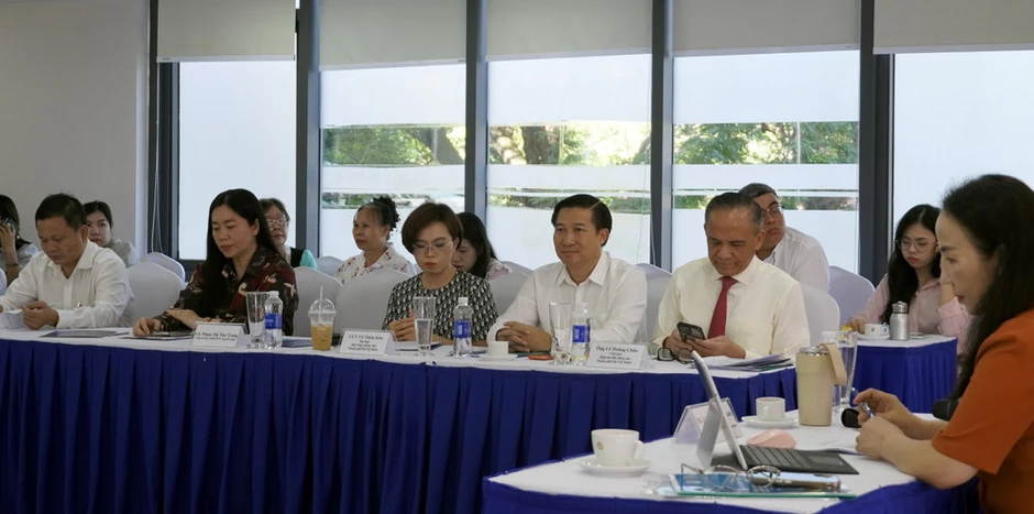 Gỡ điểm nghẽn pháp lý, thúc đẩy thị trường bất động sản phát triển minh bạch Gỡ điểm nghẽn pháp lý, thúc đẩy thị trường bất động sản phát triển minh bạch