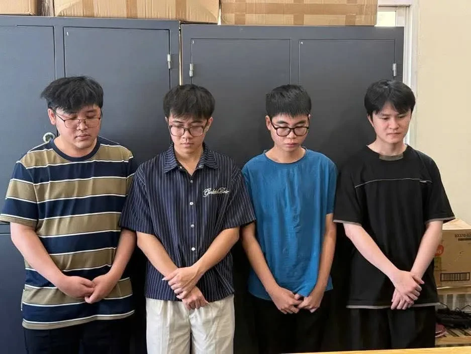 Hà Nội: Khởi tố 4 bị can về tội xâm phạm quyền tác giả, quyền liên quan Hà Nội: Khởi tố 4 bị can về tội xâm phạm quyền tác giả, quyền liên quan