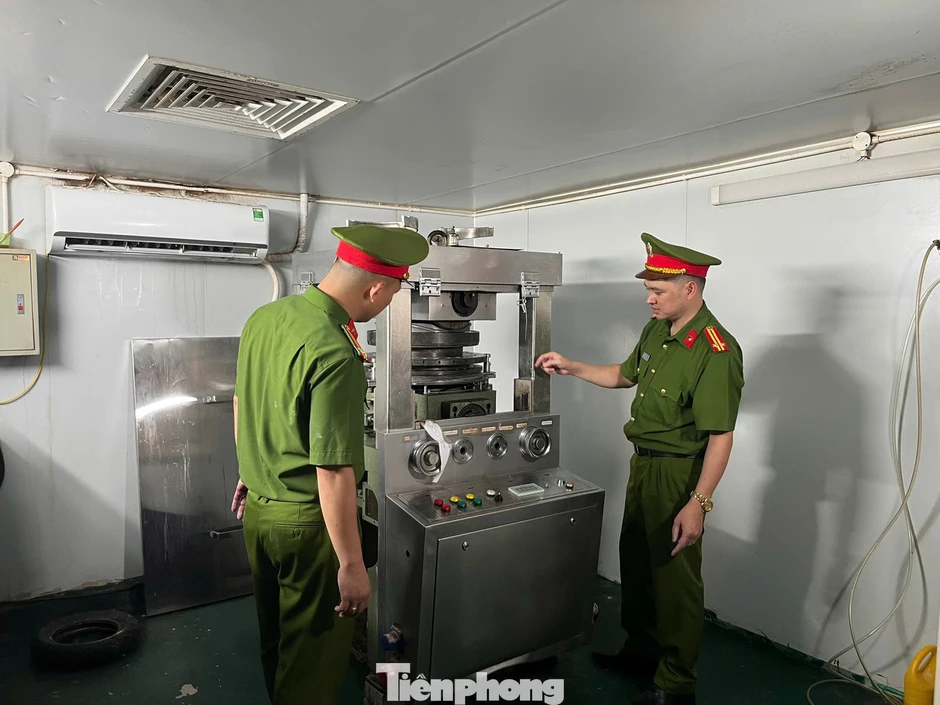 Hà Nội: Thu giữ 1,2 triệu viên sủi chứa chất bảo quản cao gấp 20 lần cho phép