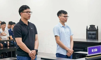 Hai cựu cảnh sát liên đới trách nhiệm trong vụ cháy 15 người chết ở Trung Kính