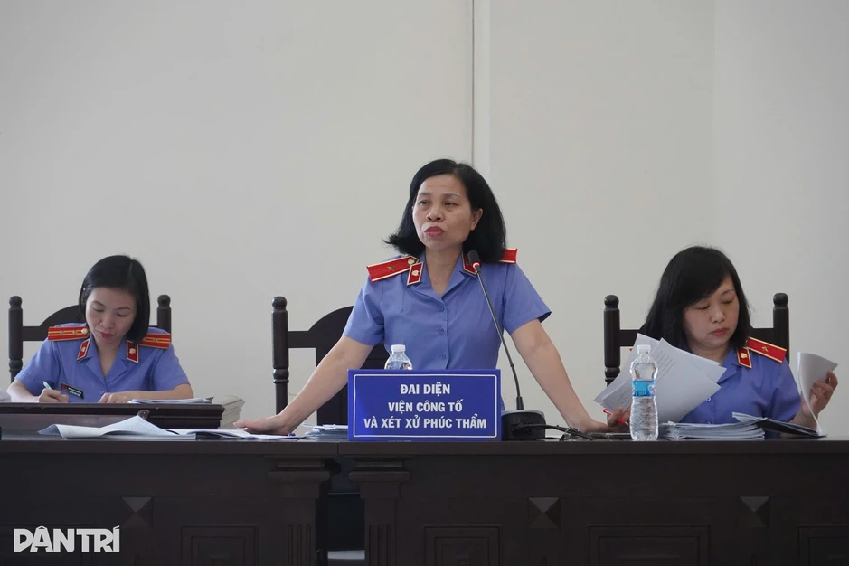 Hai cựu Cục trưởng An toàn thực phẩm đều được đề nghị giảm án tù