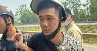Hai đối tượng đi xe máy áp sát, giật dây chuyền bạc của cháu bé 9 tuổi