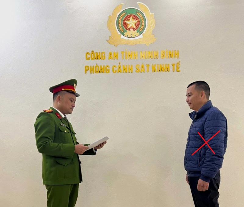 Hai Giám đốc bị khởi tố vì hành vi trốn thuế hơn 2,5 tỷ đồng Hai Giám đốc bị khởi tố vì hành vi trốn thuế hơn 2,5 tỷ đồng