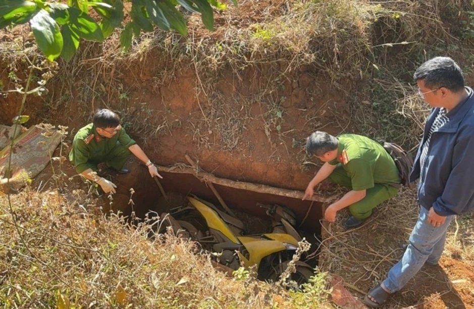Hai giang hồ cầm súng cướp ngân hàng ở Gia Lai sắp bị xét xử Hai giang hồ cầm súng cướp ngân hàng ở Gia Lai sắp bị xét xử