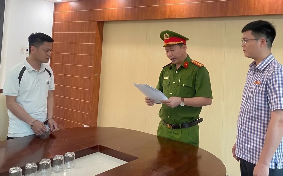 Hải Phòng: Bắt tạm giam nguyên cán bộ Ban giải phóng mặt bằng Hải Phòng: Bắt tạm giam nguyên cán bộ Ban giải phóng mặt bằng