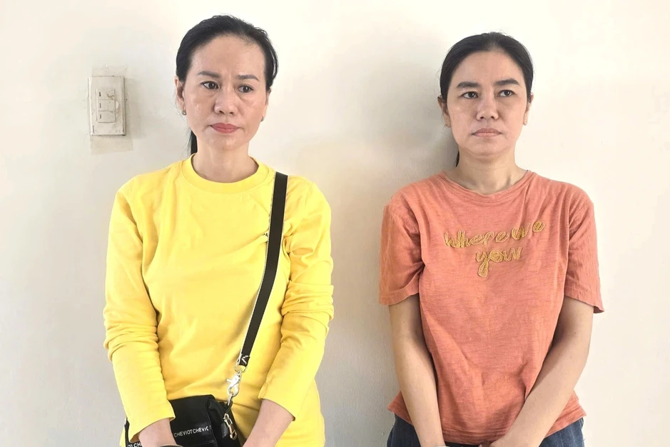 Hai phụ nữ chiếm đoạt hàng tỷ đồng bằng hồ sơ đáo hạn ngân hàng giả Hai phụ nữ chiếm đoạt hàng tỷ đồng bằng hồ sơ đáo hạn ngân hàng giả