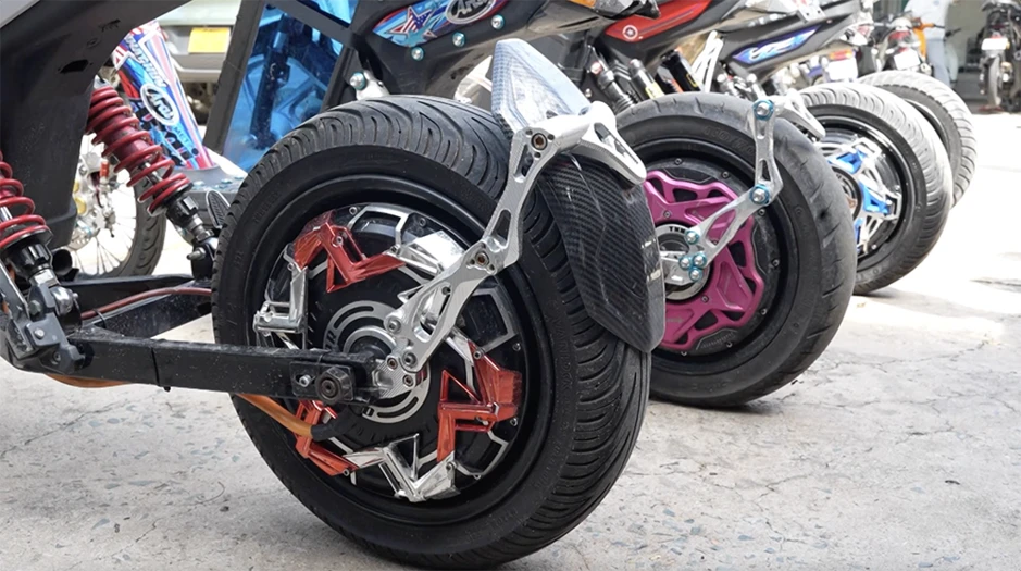 Hàng chục 'quái xế' tụ tập ở biệt thự rồi chạy xe độ chế náo loạn Vũng Tàu