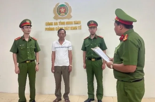 Hàng loạt vụ trốn thuế bị khởi tố tại Ninh Bình Hàng loạt vụ trốn thuế bị khởi tố tại Ninh Bình