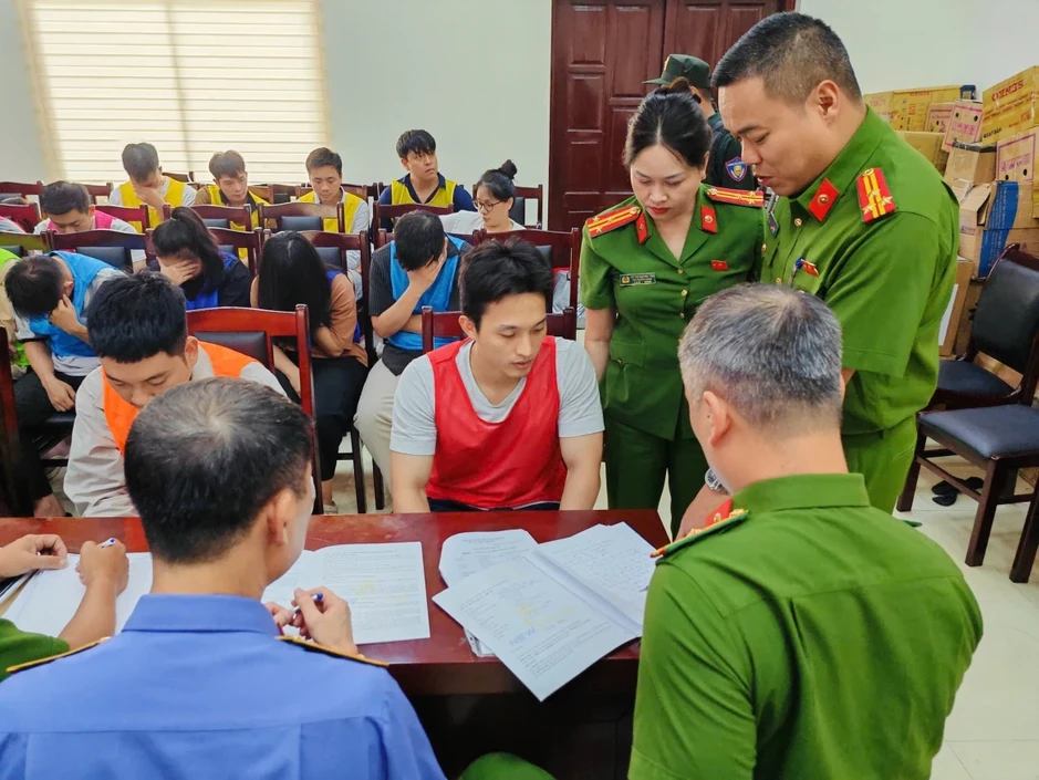 Hàng trăm bị can làm việc với cơ quan công an vụ lừa đảo hợp đồng kỳ nghỉ