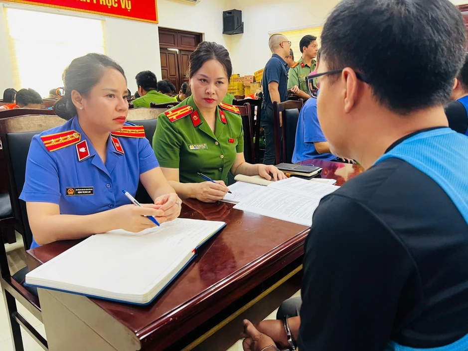 Hàng trăm bị can làm việc với cơ quan công an vụ lừa đảo hợp đồng kỳ nghỉ