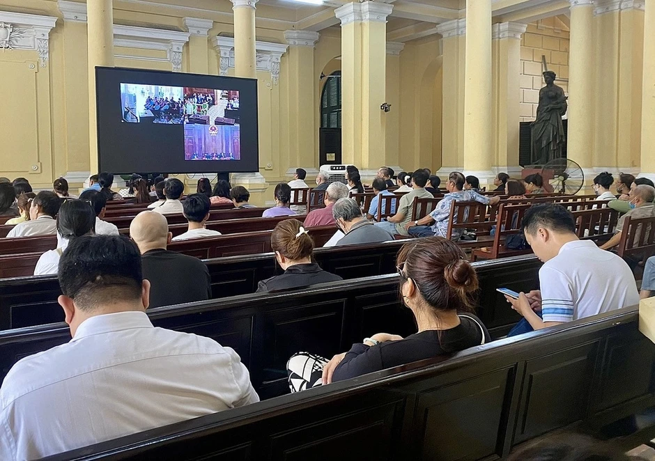 Hàng trăm người sập bẫy nhà ở xã hội và 4 dự án 'ma' ở TP HCM Hàng trăm người sập bẫy nhà ở xã hội và 4 dự án 'ma' ở TP HCM