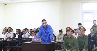 Hành trình đầy "vết tích" của bị cáo vụ sát hại 4 người trong gia đình vợ