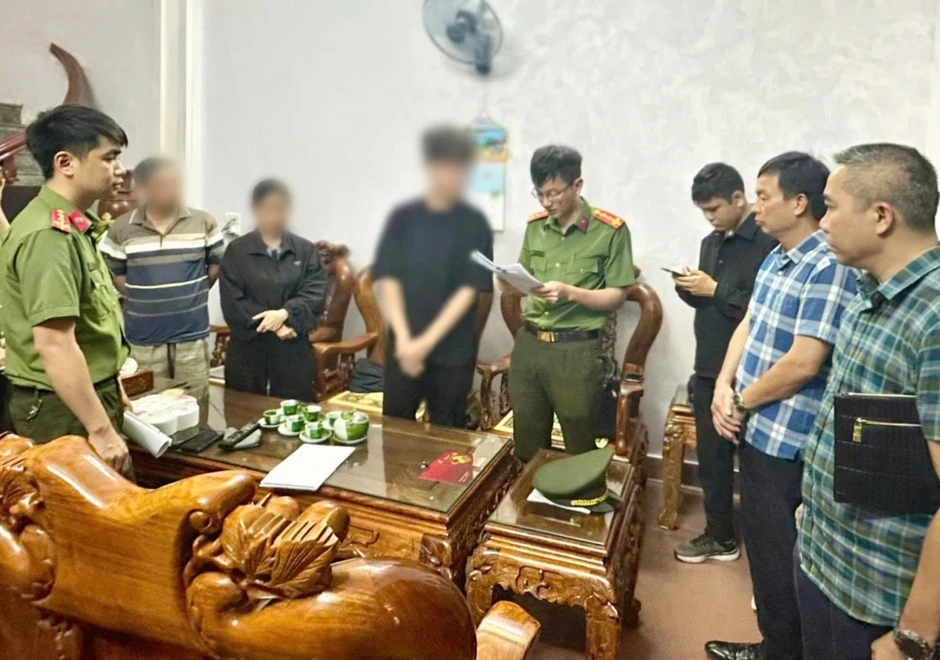 Hành trình sa ngã của học sinh lớp 12 cầm đầu đường dây phát tán mã độc toàn cầu Hành trình sa ngã của học sinh lớp 12 cầm đầu đường dây phát tán mã độc toàn cầu