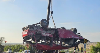 Hé lộ hồ sơ đăng kiểm của xe khách rơi xuống vực làm 4 người tử vong