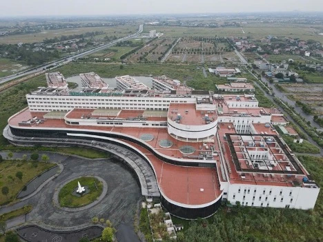 Hồ sơ 4 doanh nghiệp trong vụ án cựu Bộ trưởng Nguyễn Thị Kim Tiến được chuyển về Bộ Quốc phòng để điều tra Hồ sơ 4 doanh nghiệp trong vụ án cựu Bộ trưởng Nguyễn Thị Kim Tiến được chuyển về Bộ Quốc phòng để điều tra