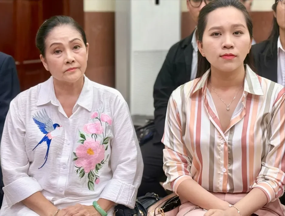 Hoãn phiên phúc thẩm vụ tranh chấp thừa kế của cố NSƯT Vũ Linh Hoãn phiên phúc thẩm vụ tranh chấp thừa kế của cố NSƯT Vũ Linh