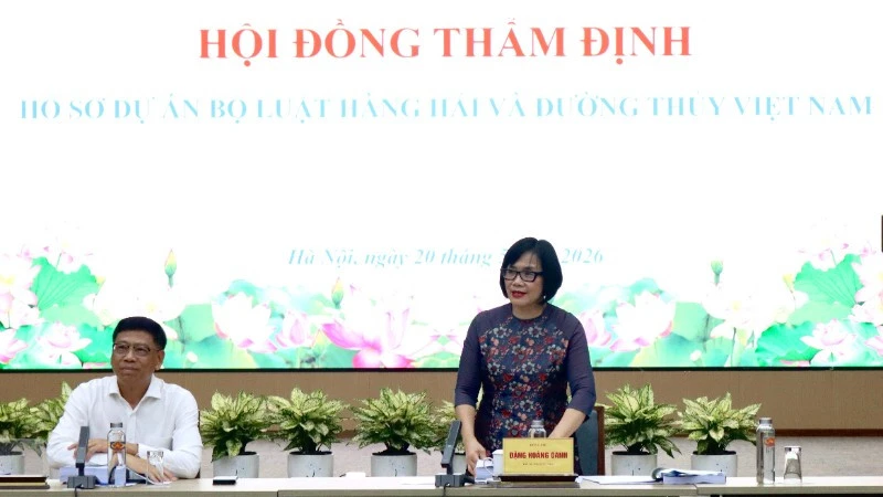Hoàn thiện khung pháp lý cho hoạt động hàng hải và đường thủy nội địa Hoàn thiện khung pháp lý cho hoạt động hàng hải và đường thủy nội địa