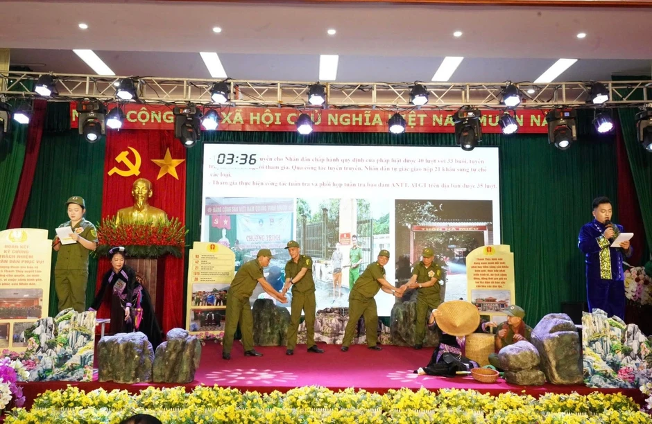 Hội thi bảo vệ ANTT ở cơ sở: Từ sân chơi nghiệp vụ đến sinh hoạt chính trị Hội thi bảo vệ ANTT ở cơ sở: Từ sân chơi nghiệp vụ đến sinh hoạt chính trị