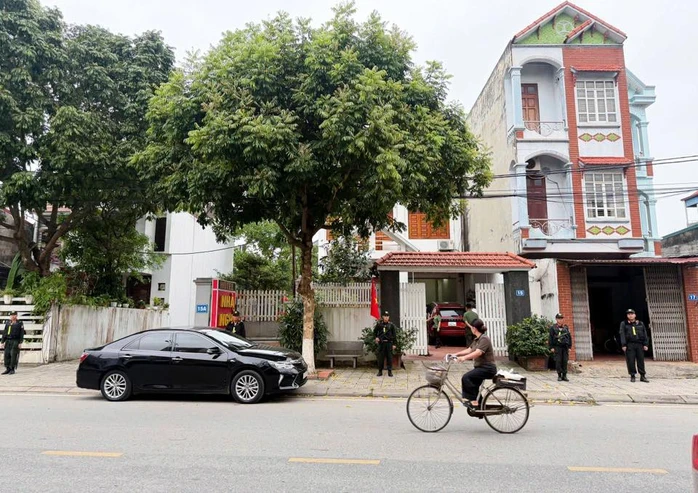 Hơn 200 cảnh sát tham gia phá chuyên án lớn, bắt nhiều giám đốc