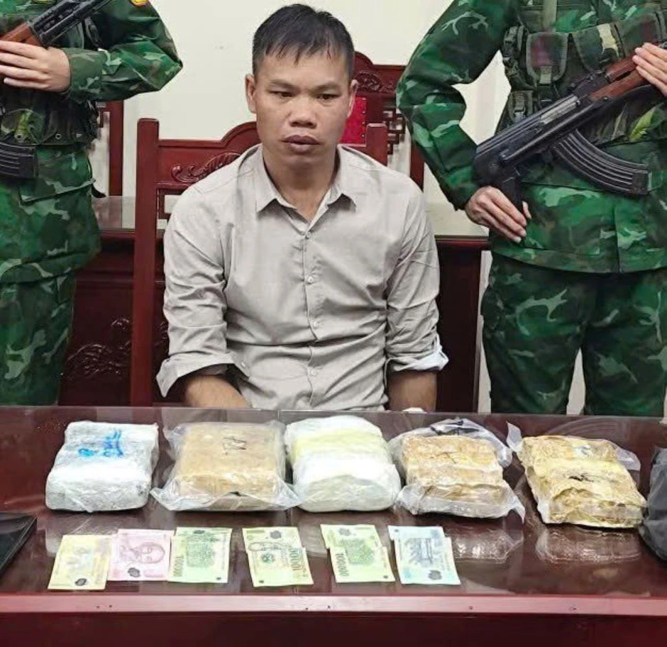 Hưng Yên bắt vụ vận chuyển 30 nghìn viên ma túy tổng hợp Hưng Yên bắt vụ vận chuyển 30 nghìn viên ma túy tổng hợp