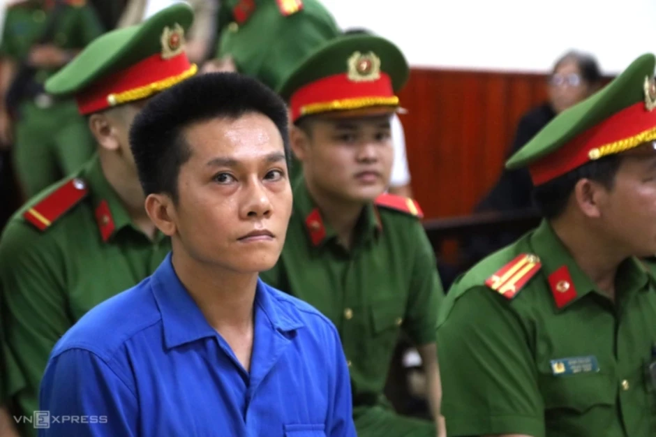 Kẻ giang hồ cướp ngân hàng ở Gia Lai bị phạt 30 năm tù Kẻ giang hồ cướp ngân hàng ở Gia Lai bị phạt 30 năm tù
