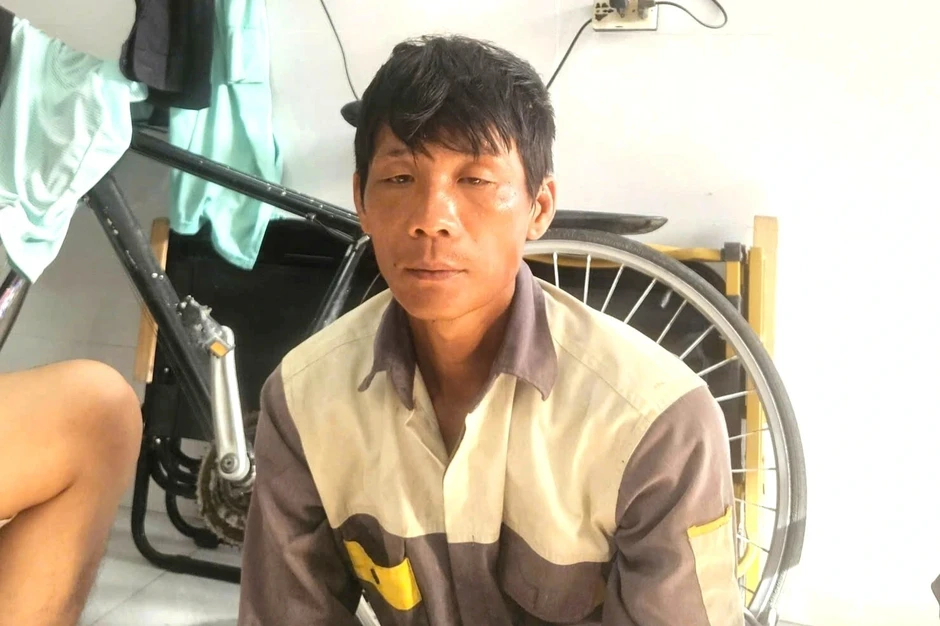 Kẻ mang 7 tiền án gây hàng loạt vụ đập kính ô tô trộm tài sản Kẻ mang 7 tiền án gây hàng loạt vụ đập kính ô tô trộm tài sản