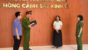 Kế toán Trung tâm giáo dục nghề nghiệp Phương Nam lập khống chứng từ để chiếm đoạt tiền của Nhà nước
