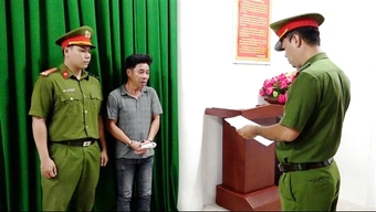 Khánh Hòa: Bắt hai đối tượng cát tặc liên quan cán bộ Công an xã hy sinh