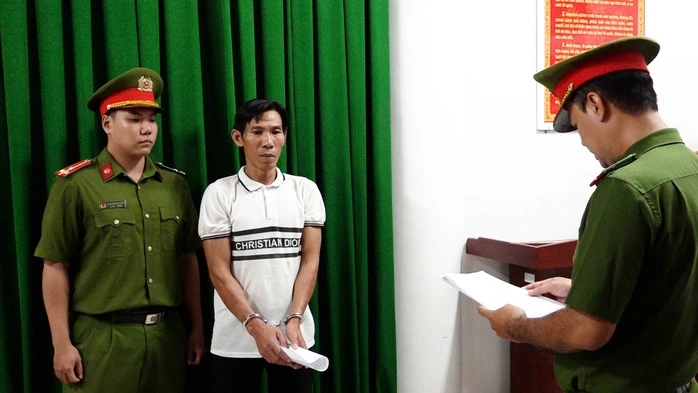 Khánh Hòa: Khởi tố 2 đối tượng chống người thi hành công vụ khiến thiếu tá công an xã hi sinh Khánh Hòa: Khởi tố 2 đối tượng chống người thi hành công vụ khiến thiếu tá công an xã hi sinh