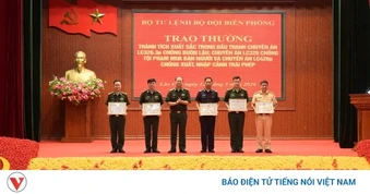 Khen thưởng nóng lực lượng phá 3 chuyên án lớn trên biên giới Lào Cai