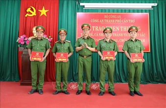 Khen thưởng thành tích triệt phá đường dây trộm cắp xe máy liên tỉnh