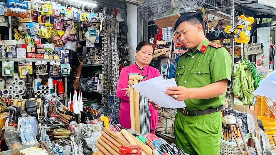 Khi bình yên khởi nguồn từ lòng dân Khi bình yên khởi nguồn từ lòng dân