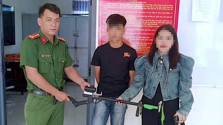 Khi bình yên khởi nguồn từ lòng dân Khi bình yên khởi nguồn từ lòng dân